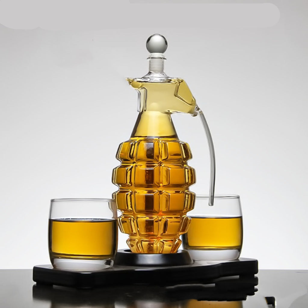 Enjoy every sip with our Whiskey Decanter Set. The whiskey glasses are designed to enhance the aroma and flavor of your spirits.
